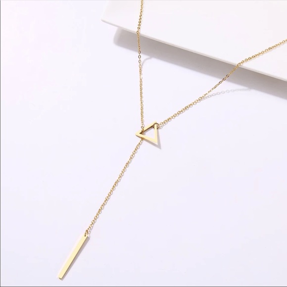 TRIANGLE ♡ Stainless Steel Necklace GIFT - Picture 4 of 8